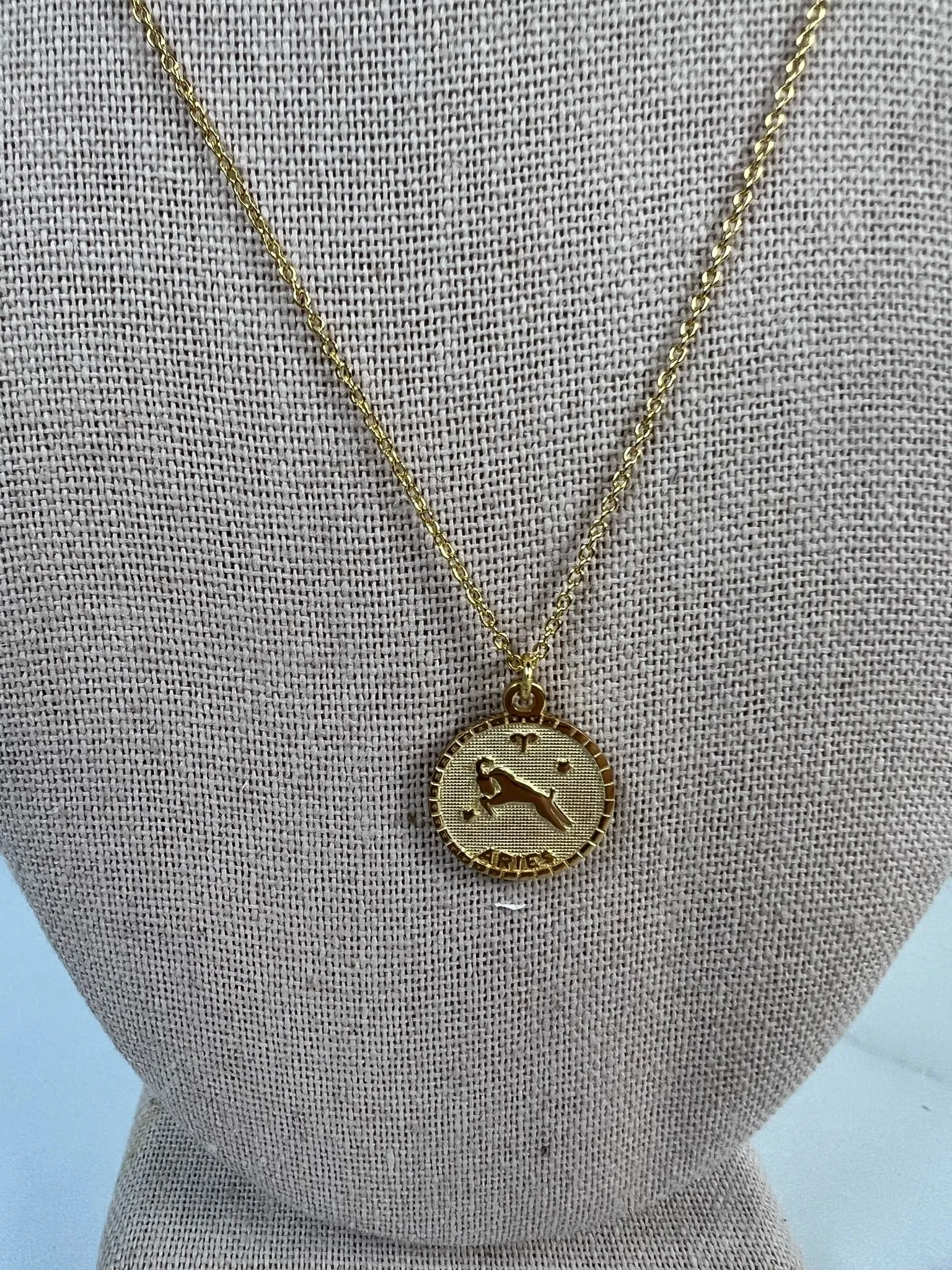 14k Horoscope Disc Necklace, ARIES Romantic Memory