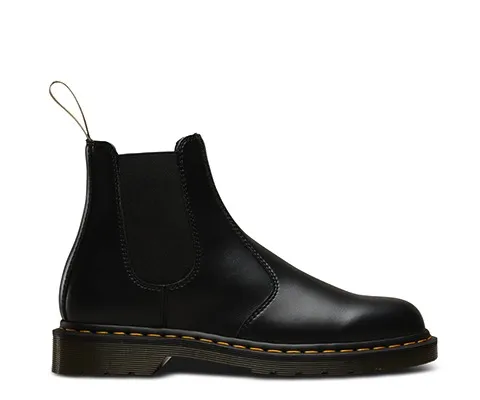 2976 Vegan Chelsea Boot in Black from Dr. Martens dream pace