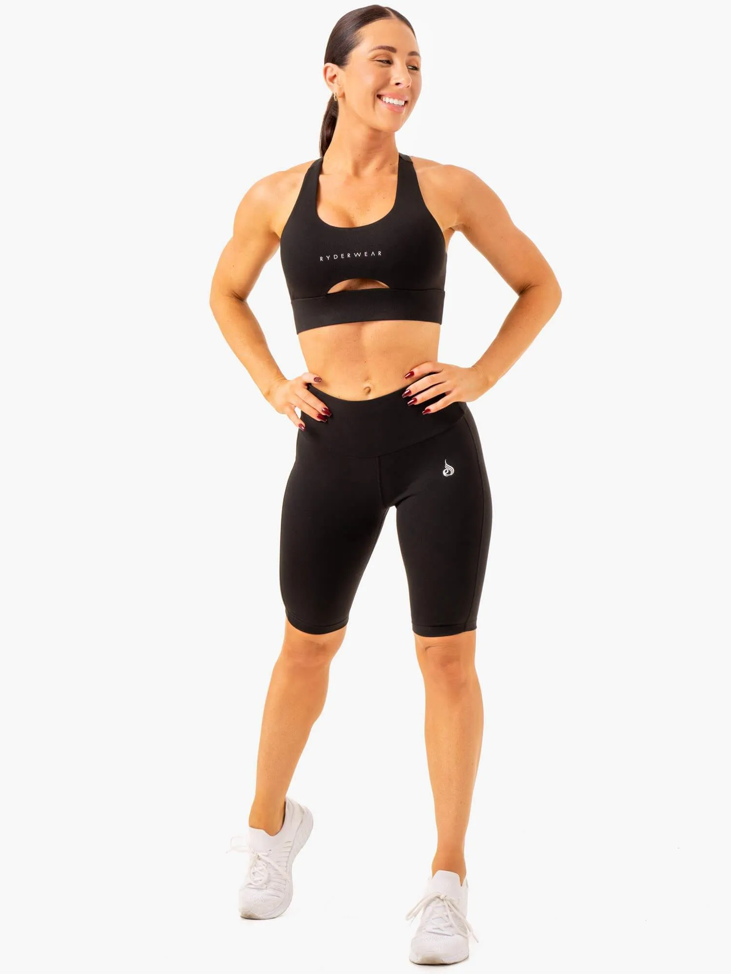 Action Bike Short - Black moisture control