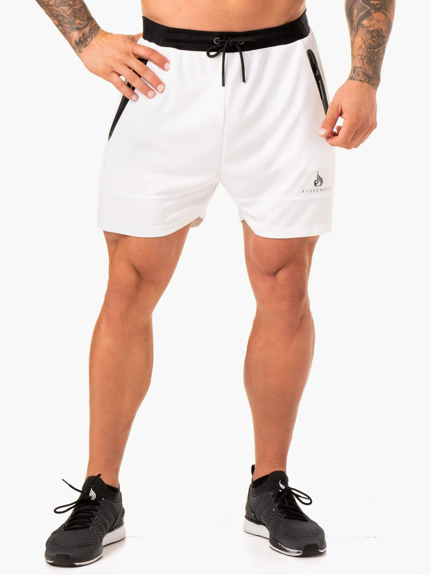 Action Mesh Short - White breathable mesh