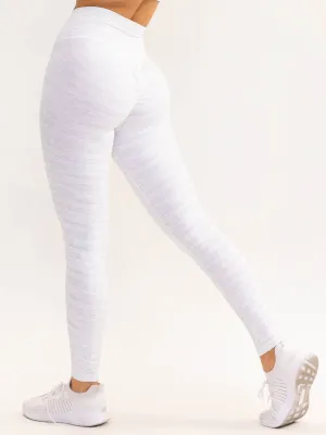 Activate Cross Over Scrunch Leggings - Snow Grey Marl Body hug