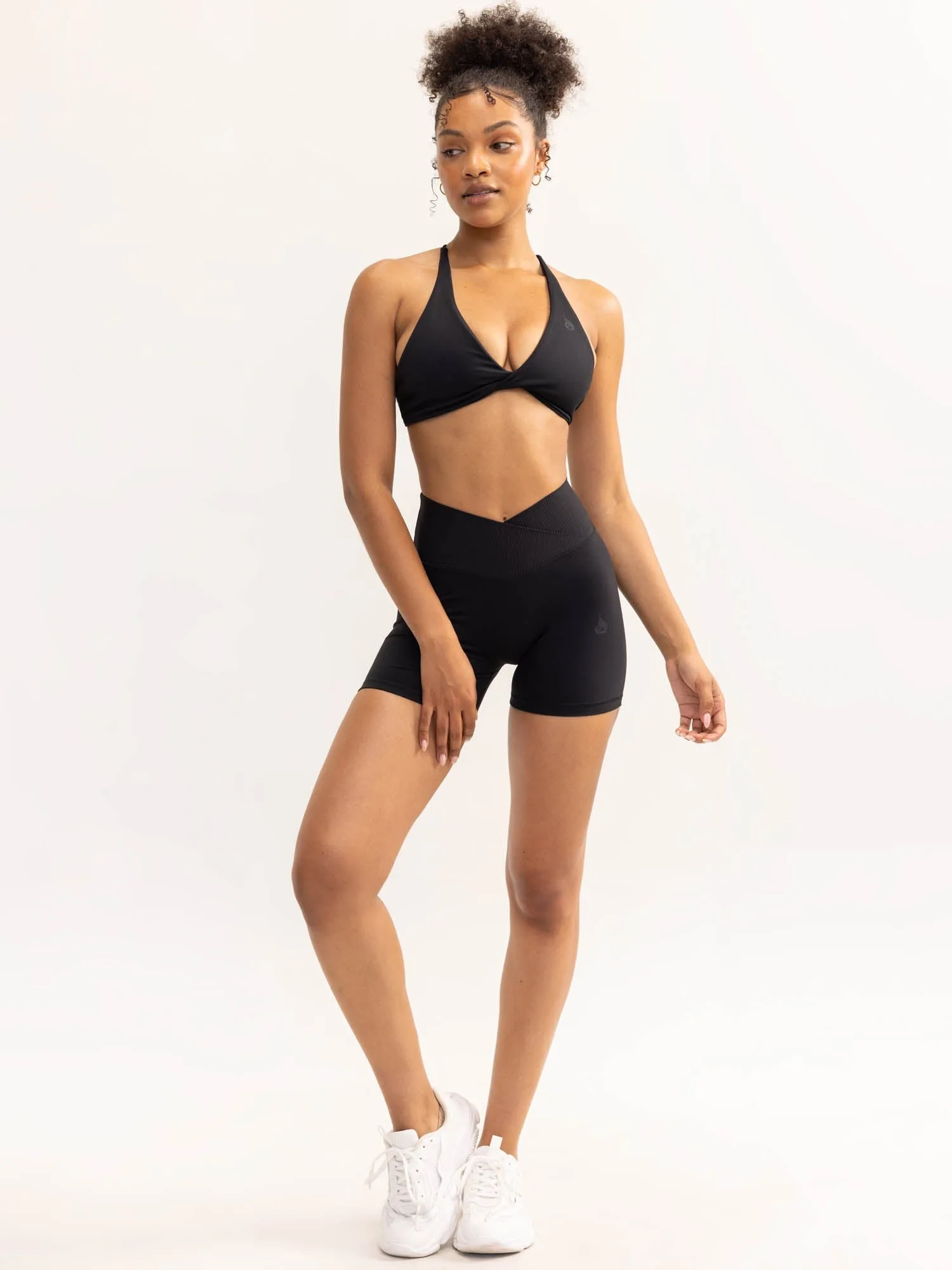 Activate Twist Sports Bra - Black Protection Gear