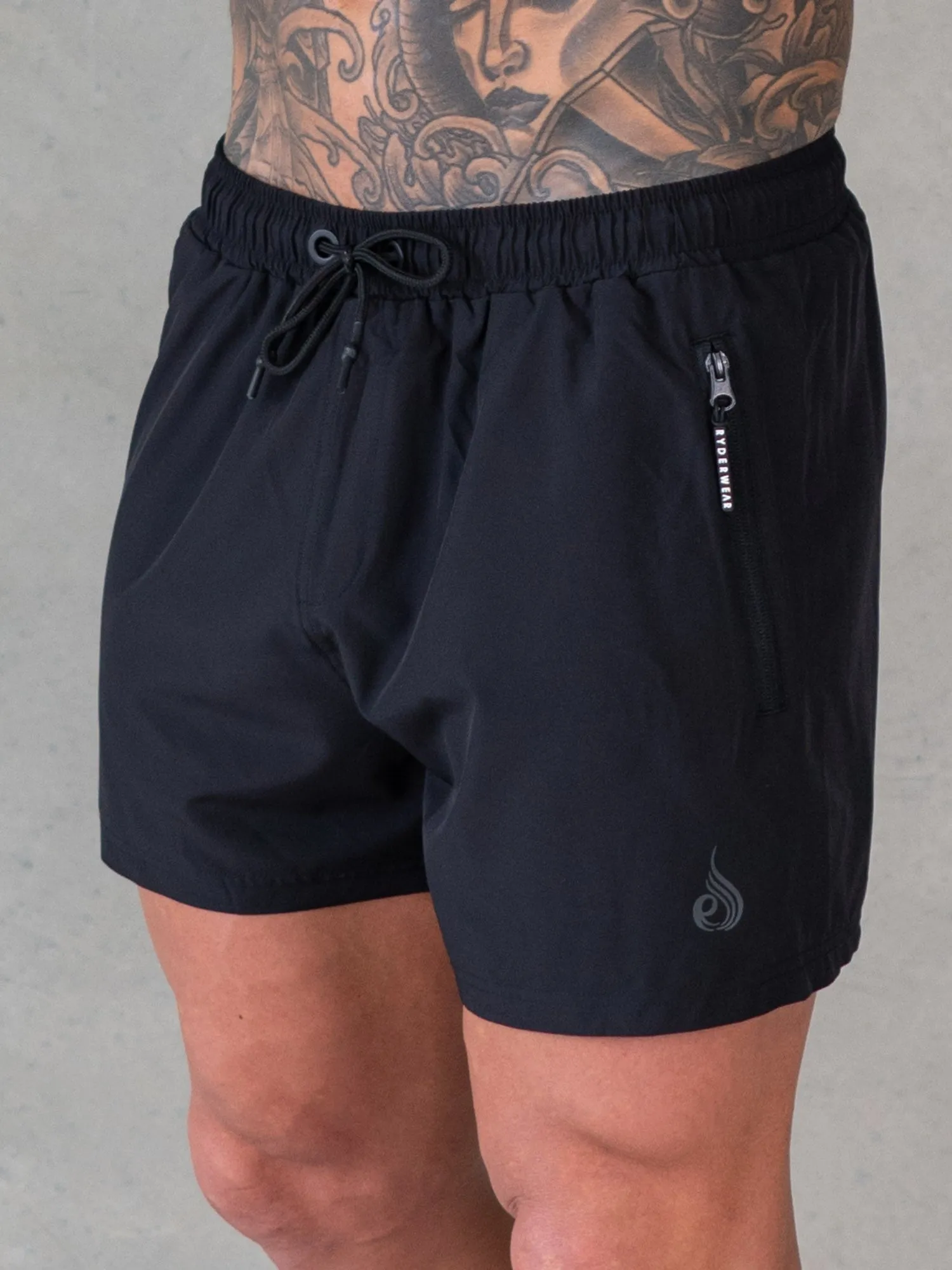 Adapt 5" Training Short - Black running shorts