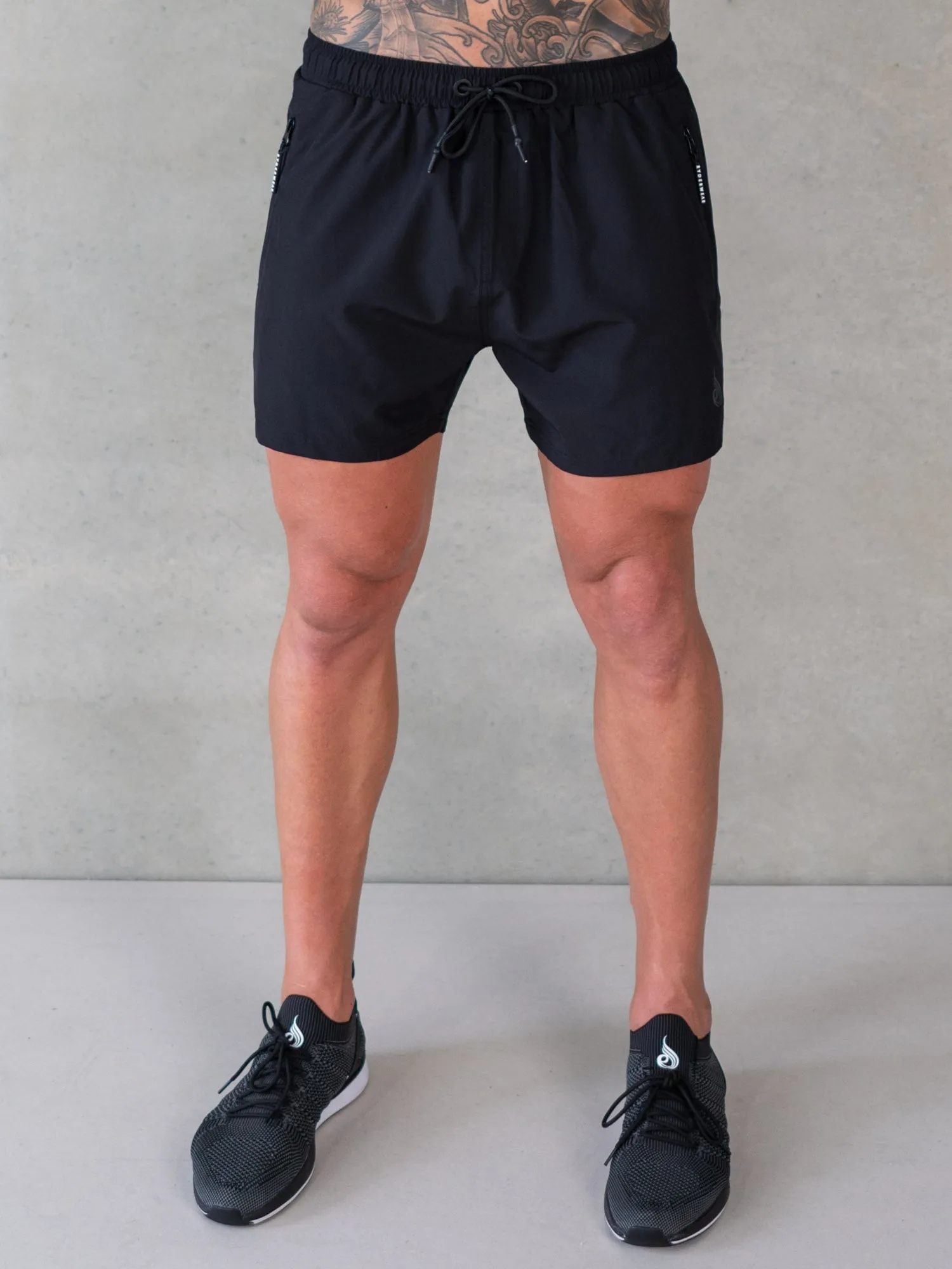 Adapt 5" Training Short - Black gym routine