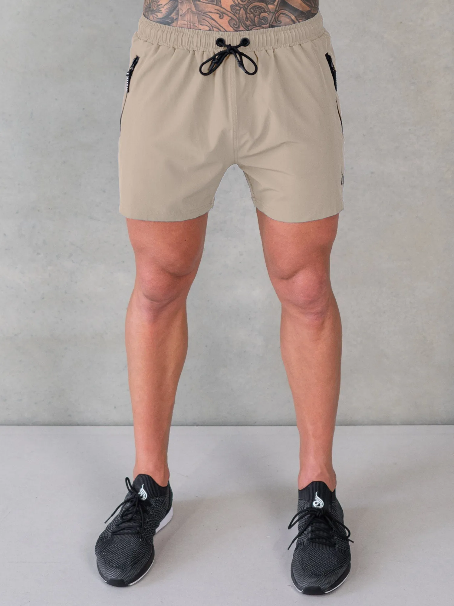 Adapt 5" Training Short - Stone urban fashion
