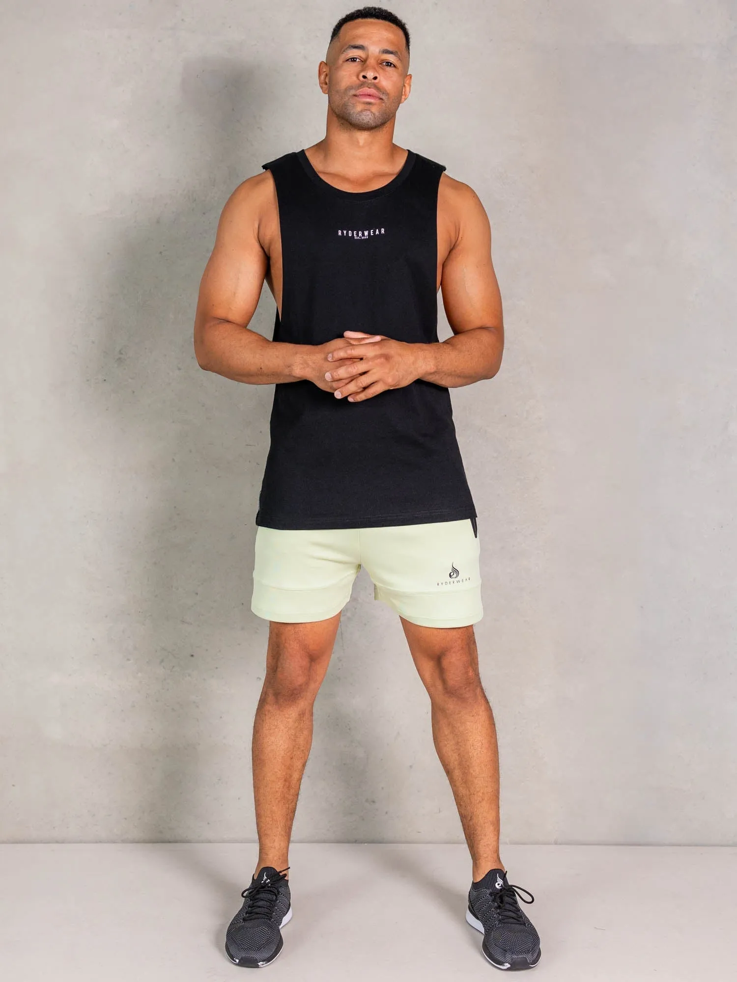 Advance Mesh Short - Matcha gym commute