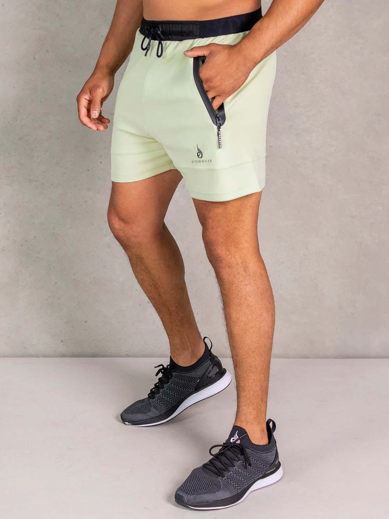 Advance Mesh Short - Matcha gym style