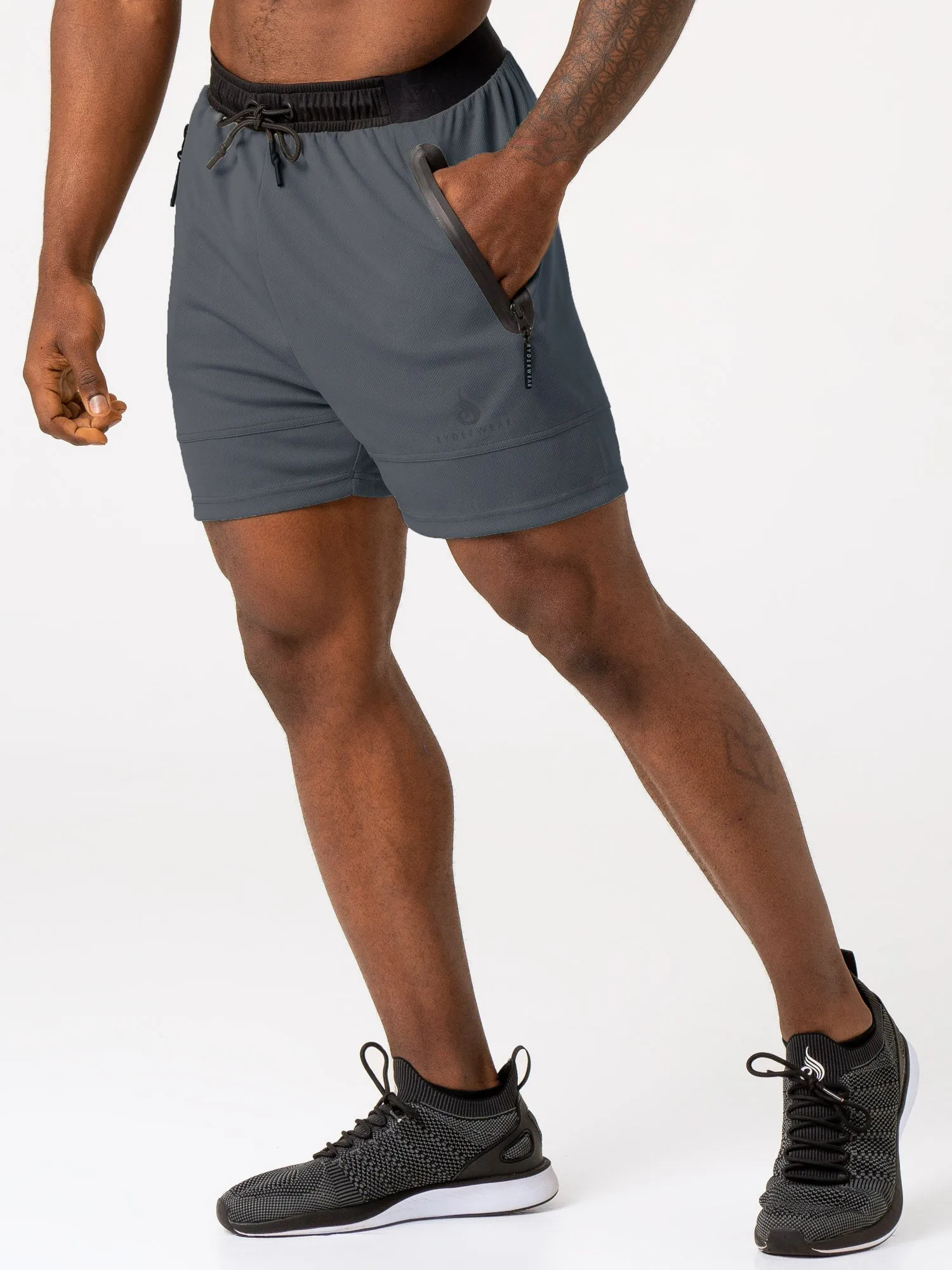 Advance Mesh Short - Steel Blue casual fit