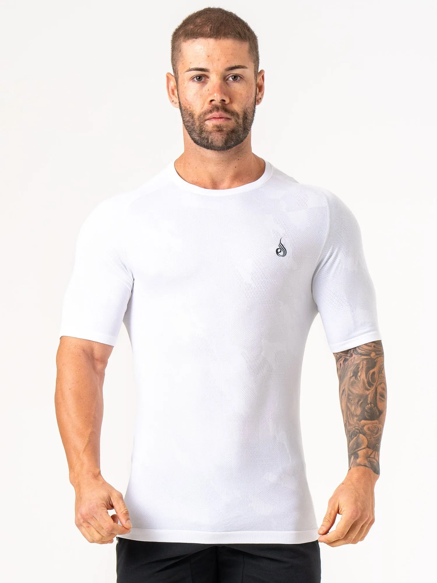 Aero Core Seamless T-Shirt - White slim cut