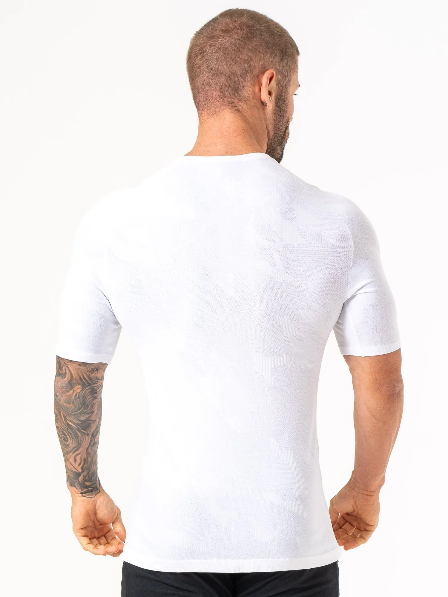 Aero Core Seamless T-Shirt - White versatile style