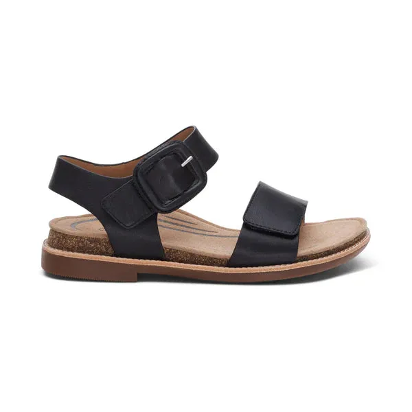 Aetrex Women's Claire Black street style