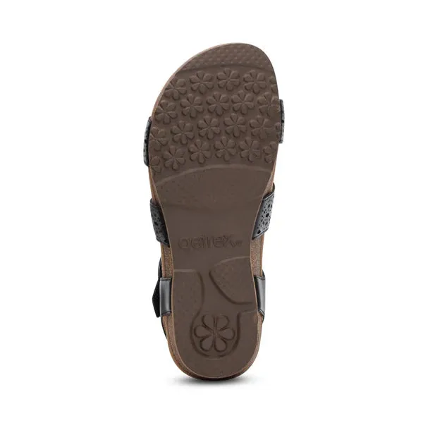 Aetrex Women's Lilly Cutout Black comfy vibe