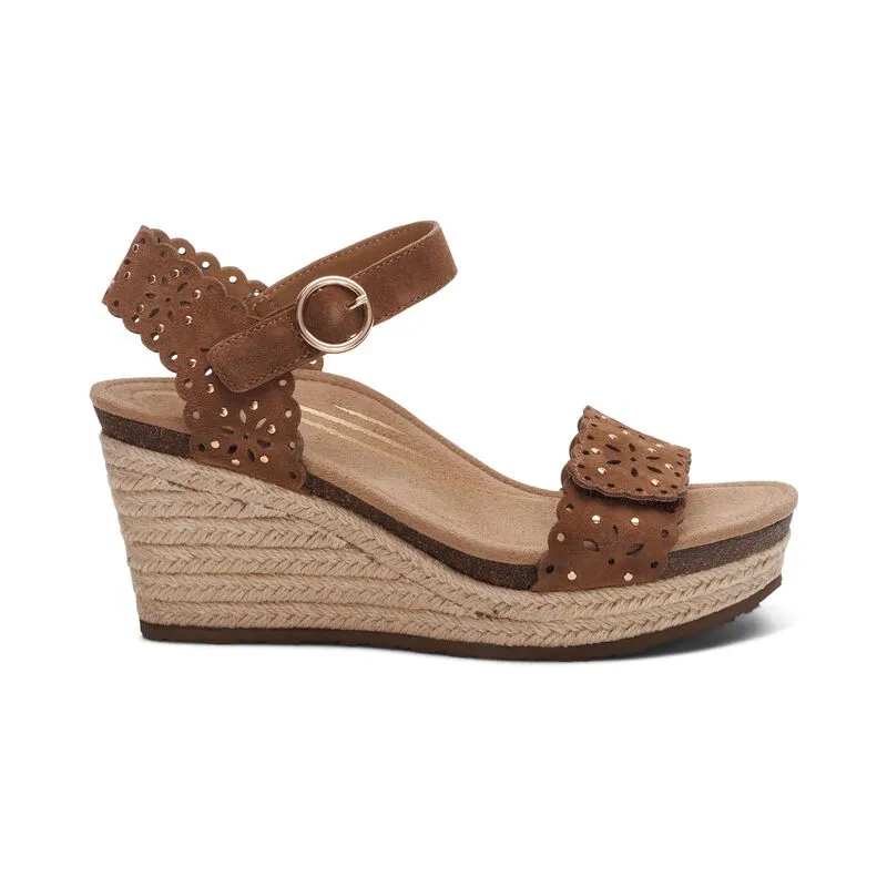 Aetrex Women's Sydney Scotch Cutout Beach Flow