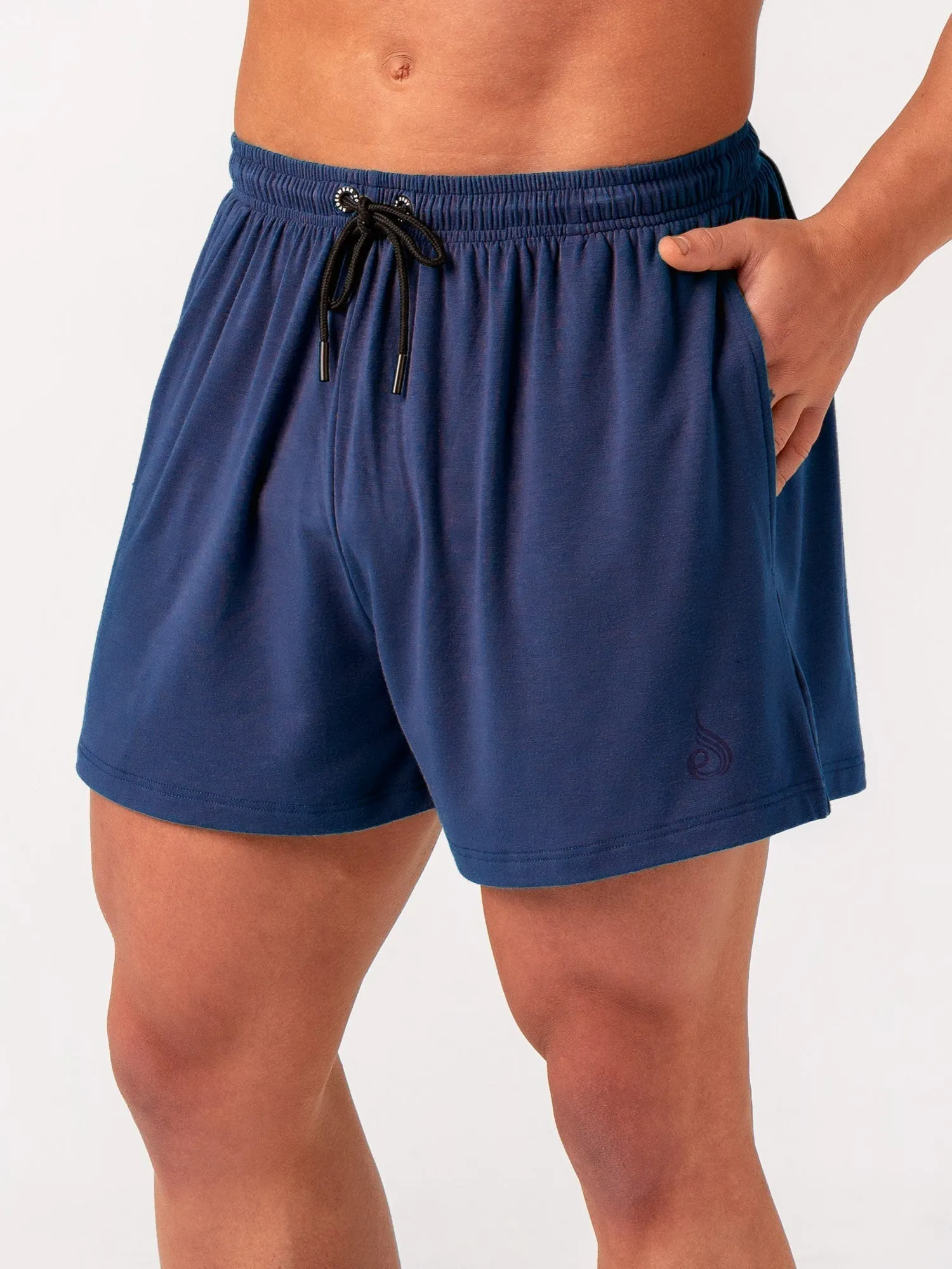 Arnie Shorts - Navy skin friendly