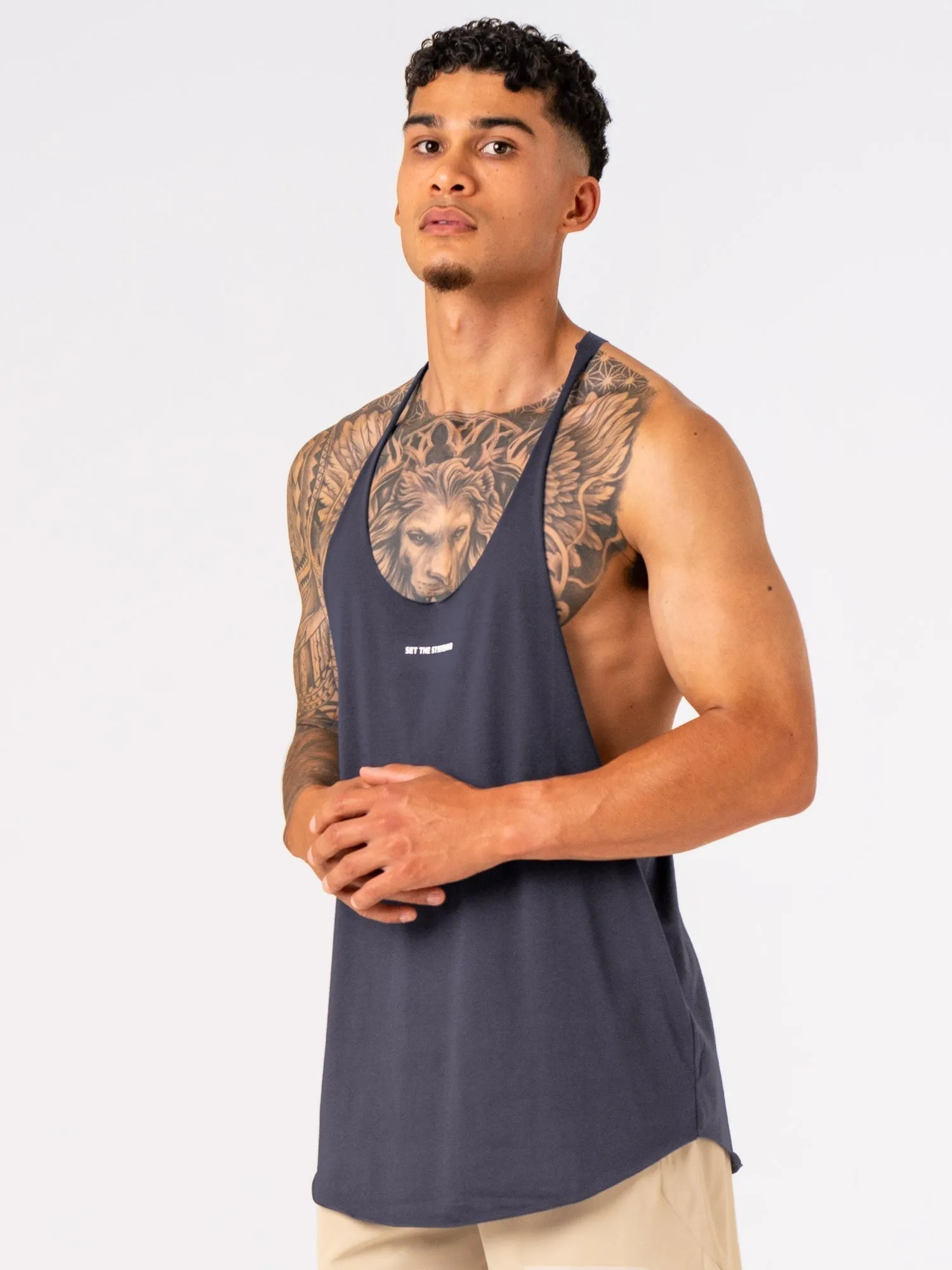 Arnie T-Back - Charcoal sunny beach