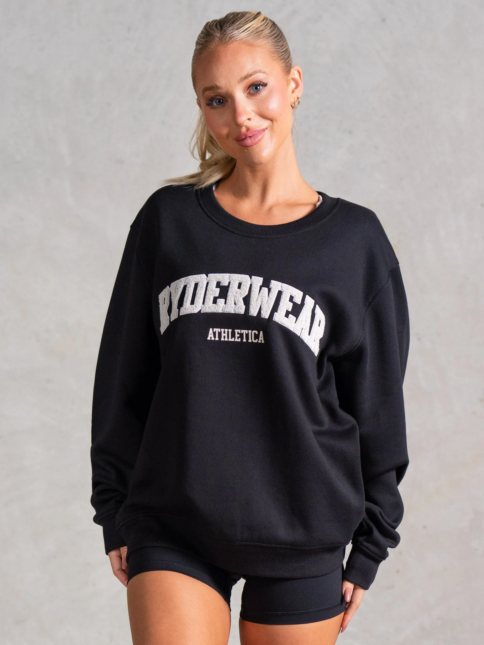 Athletica Sweater - Black quality promise