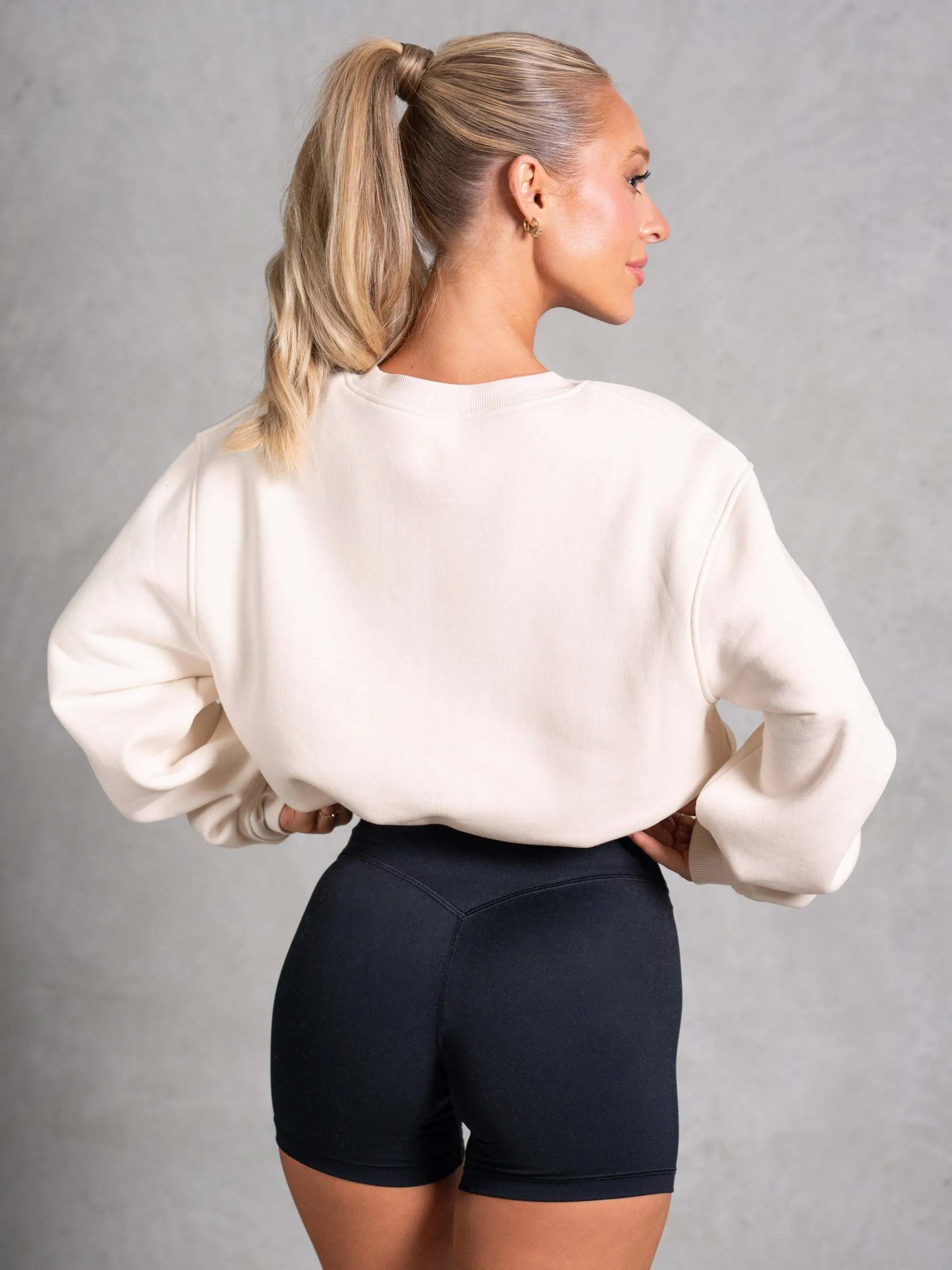 Athletica Sweater - Vanilla practical wear