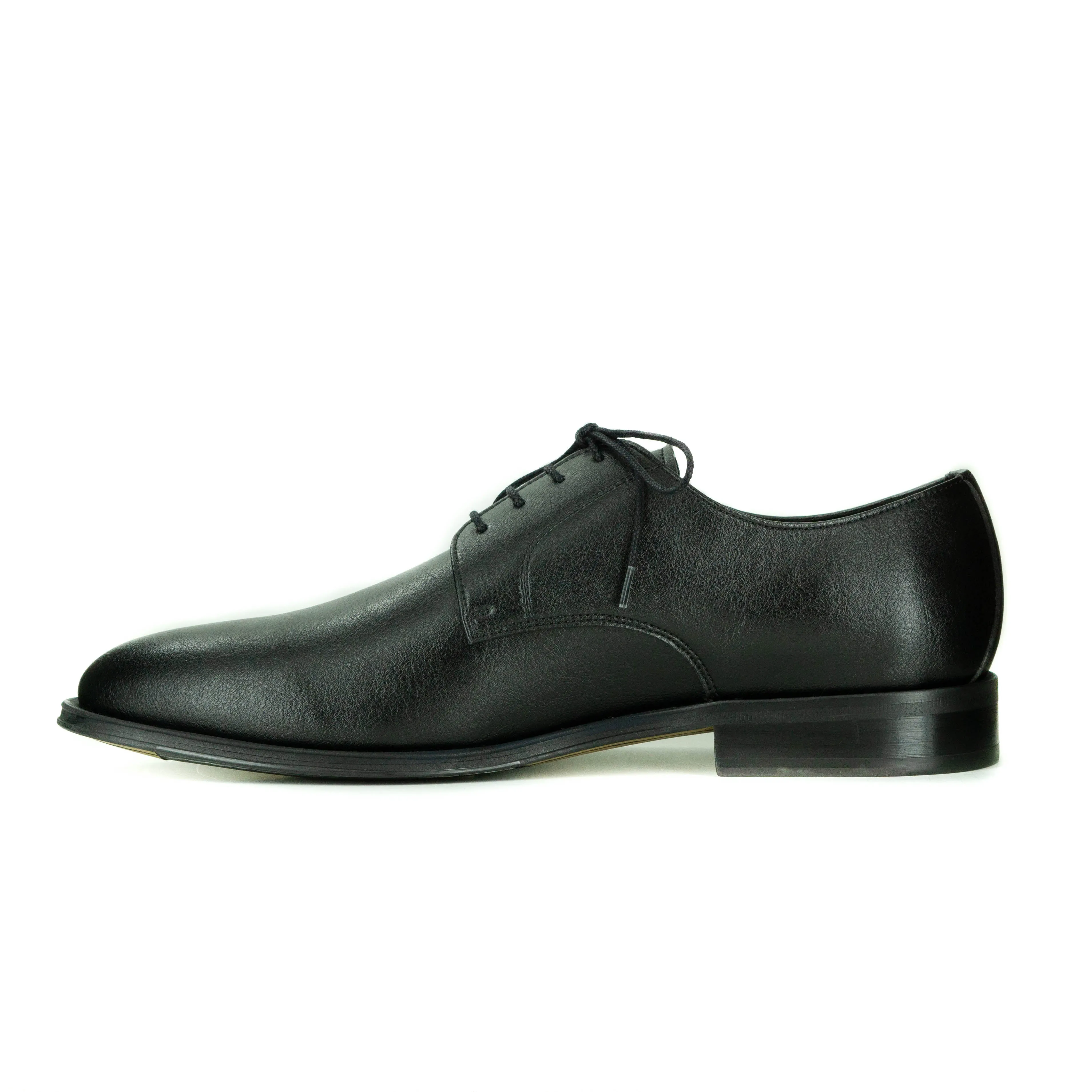 Benjamin in Black from Novacas office wear
