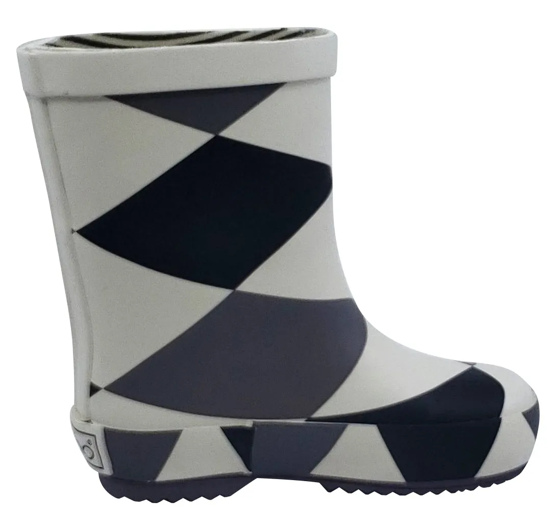 Boxbo Damier Girl's and Boy's Rain Boot road tested