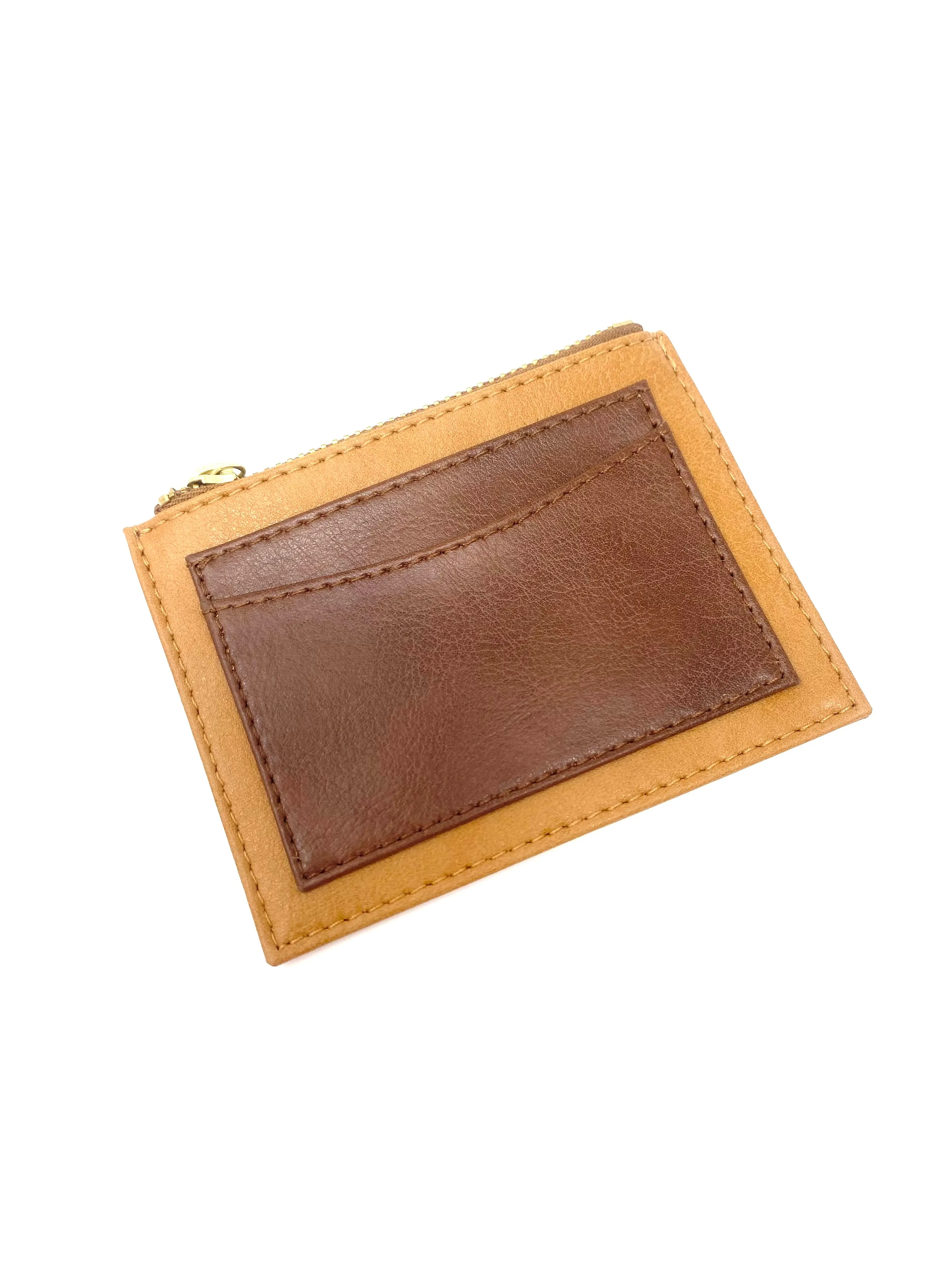 Brit Wallet in Camel/Tan from Novacas calm look