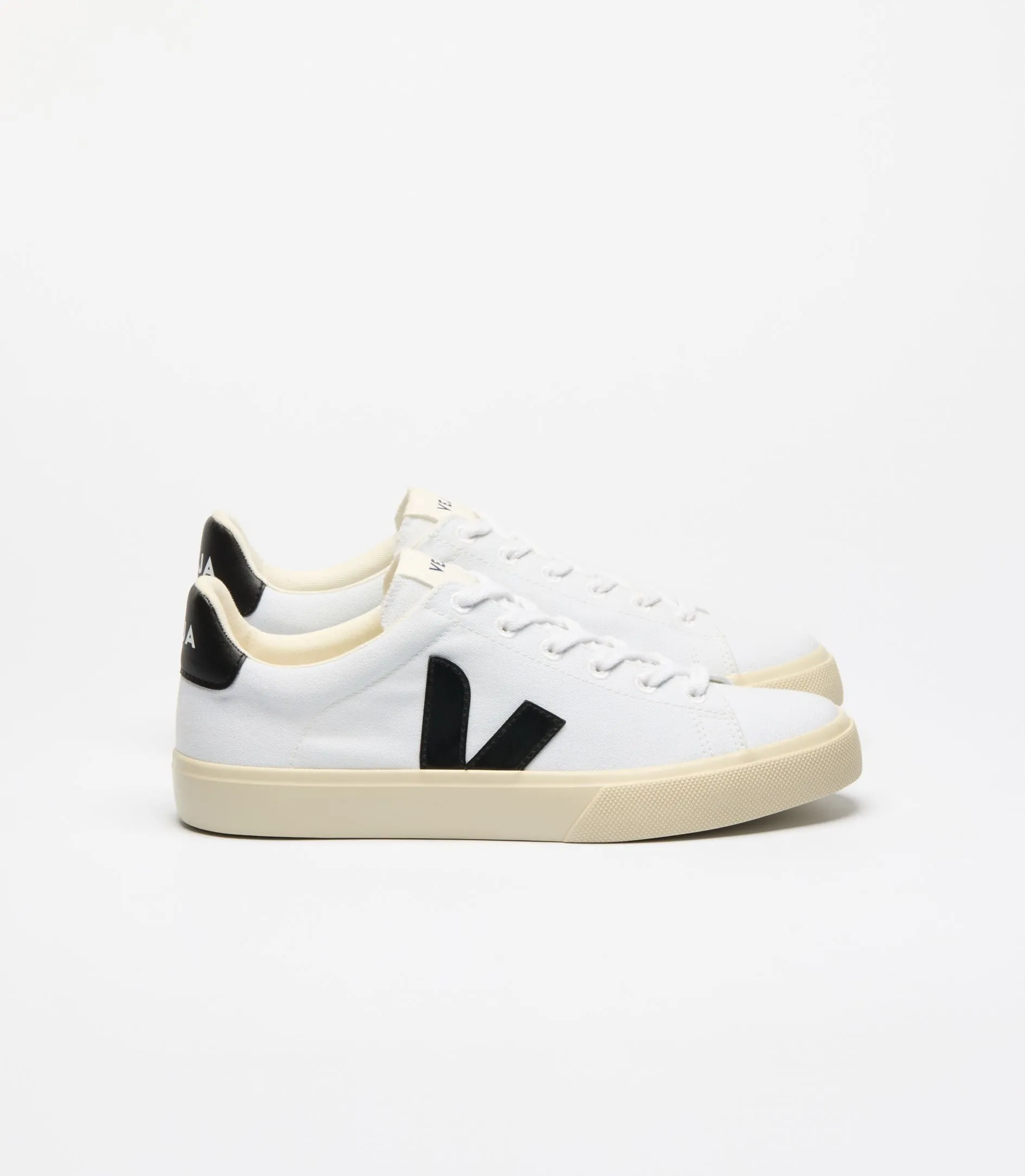 Campo Canvas in White Black from Veja Bold Choice