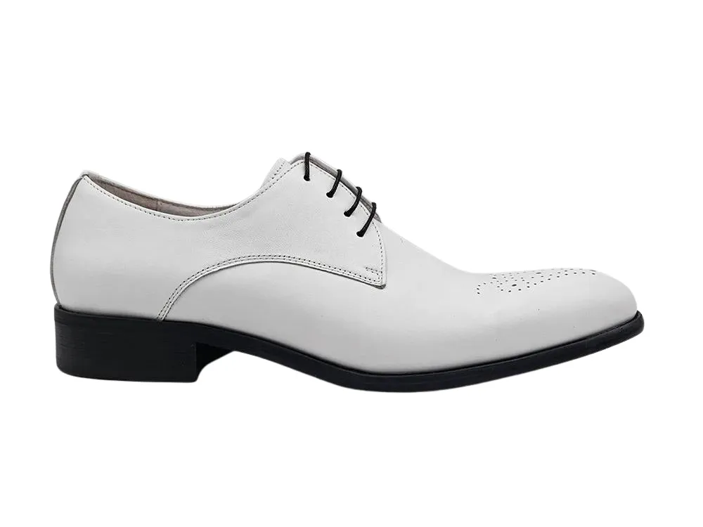Carrucci KS479-04 Signature Lace-up Oxford - White energy back