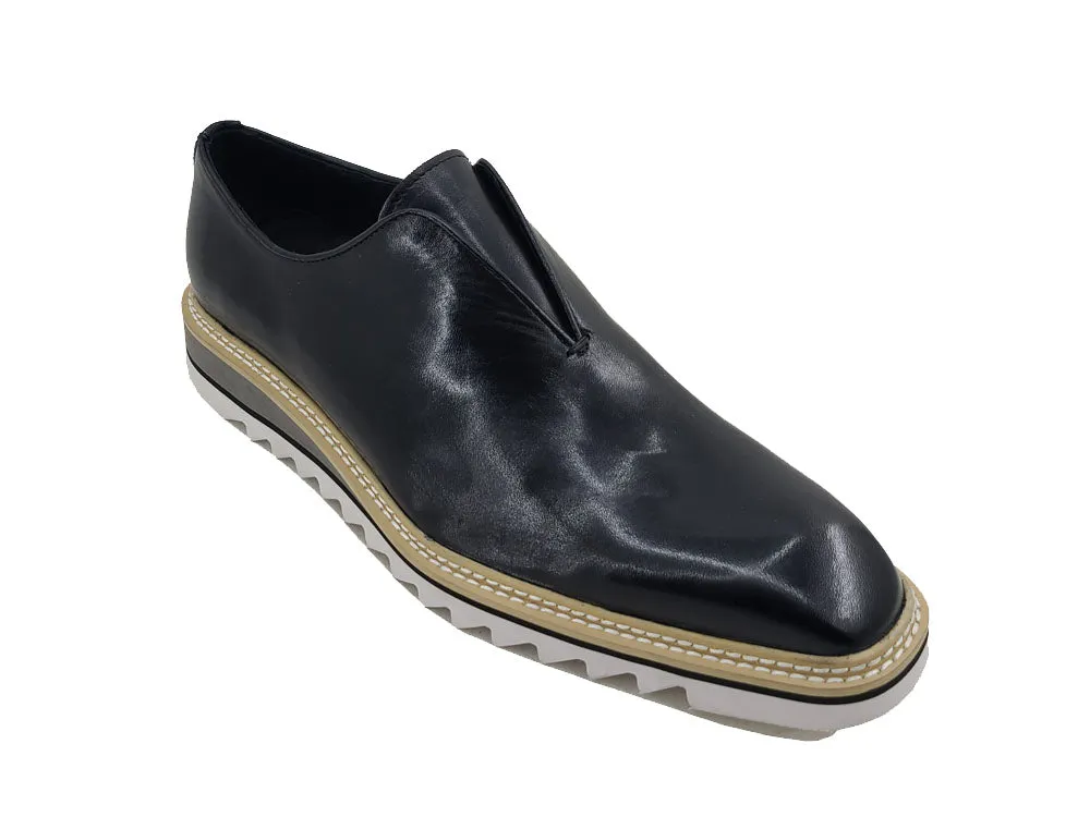 Carrucci KS550-08 Laceless Loafer with Contrast Color Sole - Black formal-ready