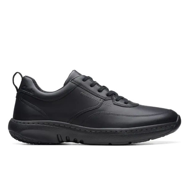 Clarks Men's Pro Lace Black Leather trail vibe