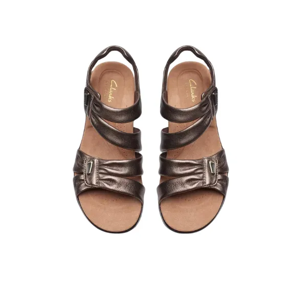 Clarks Women's Kitly Ave Bronze padded sole