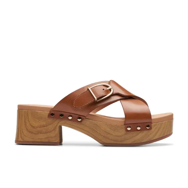 Clarks Women's Sivanne Walk Tan social day