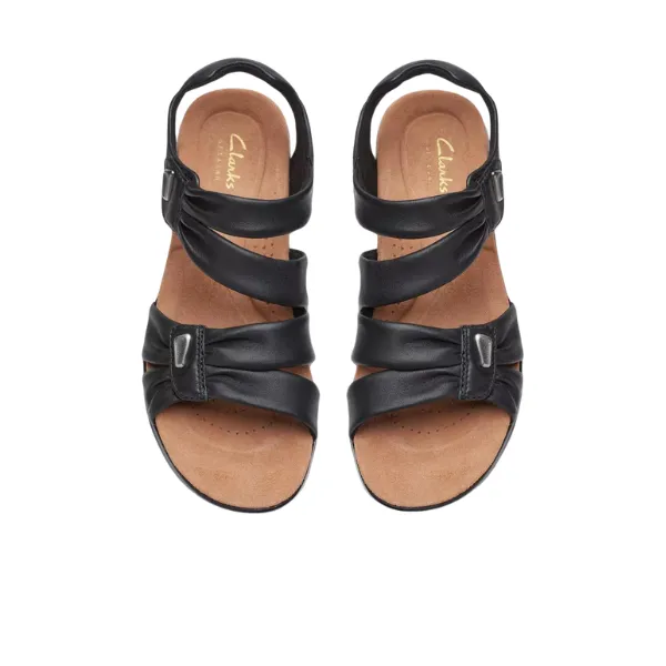 Clarks Women's Wide Kitly Ave Black Leather casual flow