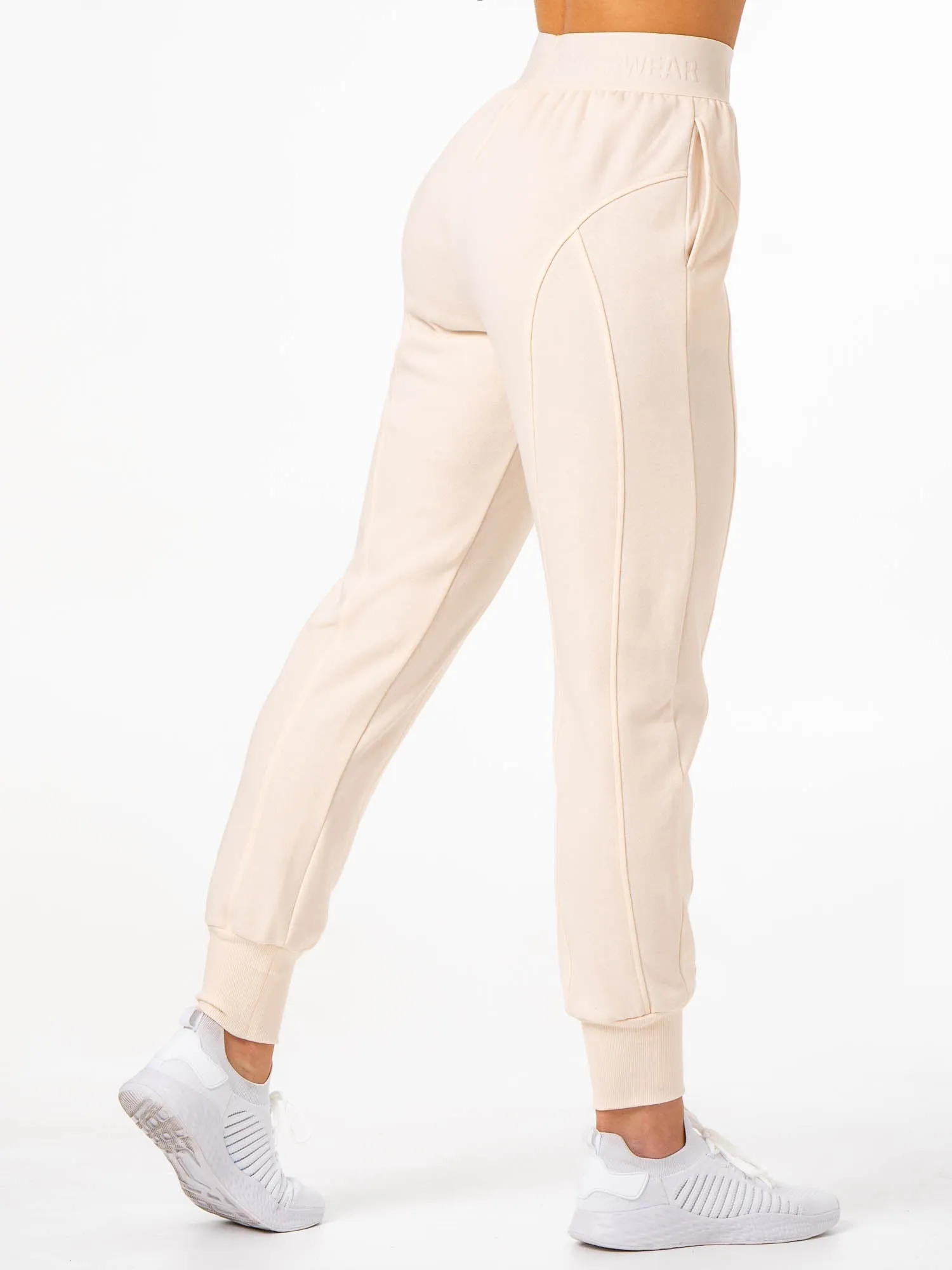 Contour Track Pants - Vanilla Comfortable Fit
