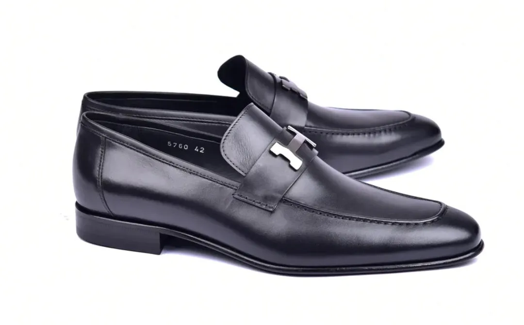 Corrente 5760 Burnished Calfskin Loafer - Black basic elite