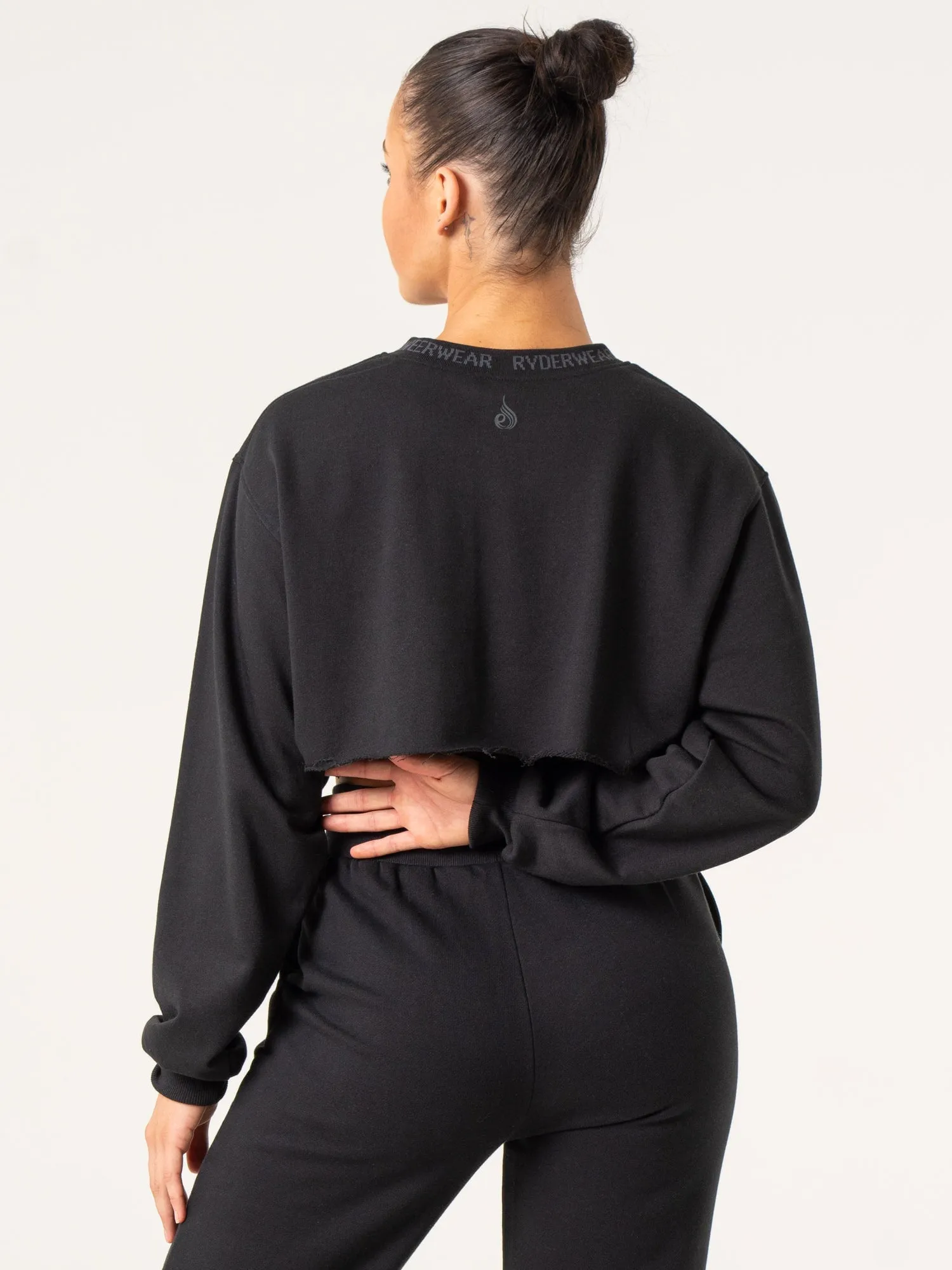 Cropped Sweater - Black fashionista