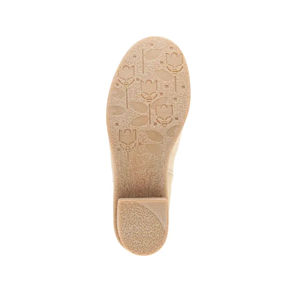 Dansko Women's Daisie Waterproof Sand free flow