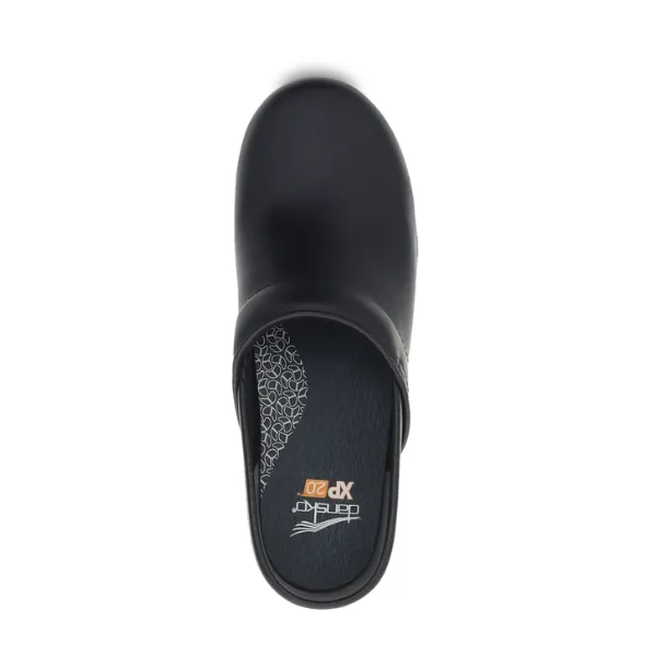 Dansko Women's XP 2.0 Black Pull Up clean vibe