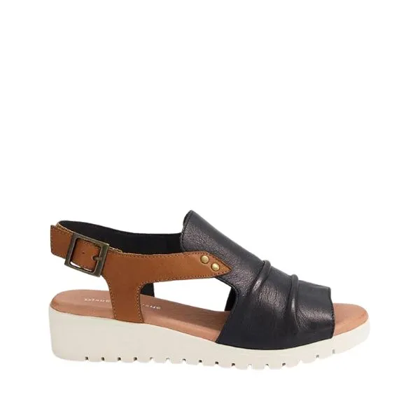 Django & Juliette Women's Madis Navy/Tan Leather sunset ride