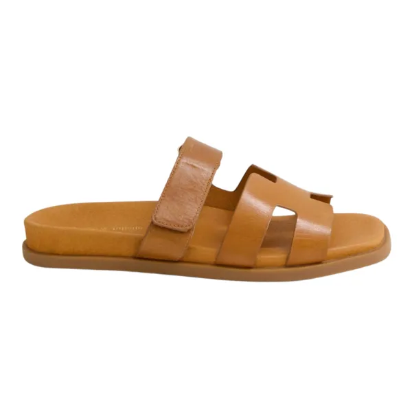Django & Juliette Women's Nodette Tan Sport Mode