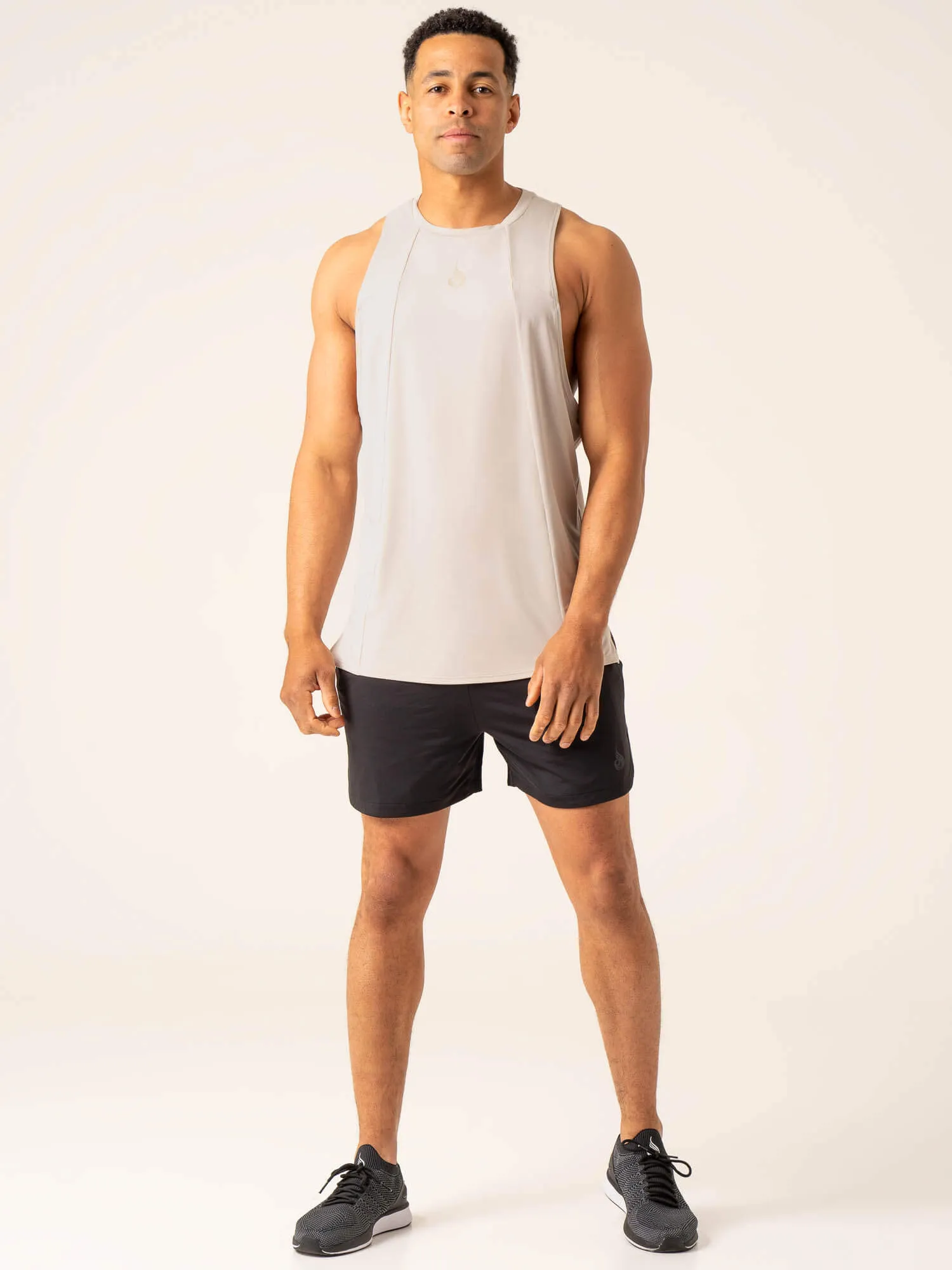 Dynamic Baller Tank - Stone minimalist style