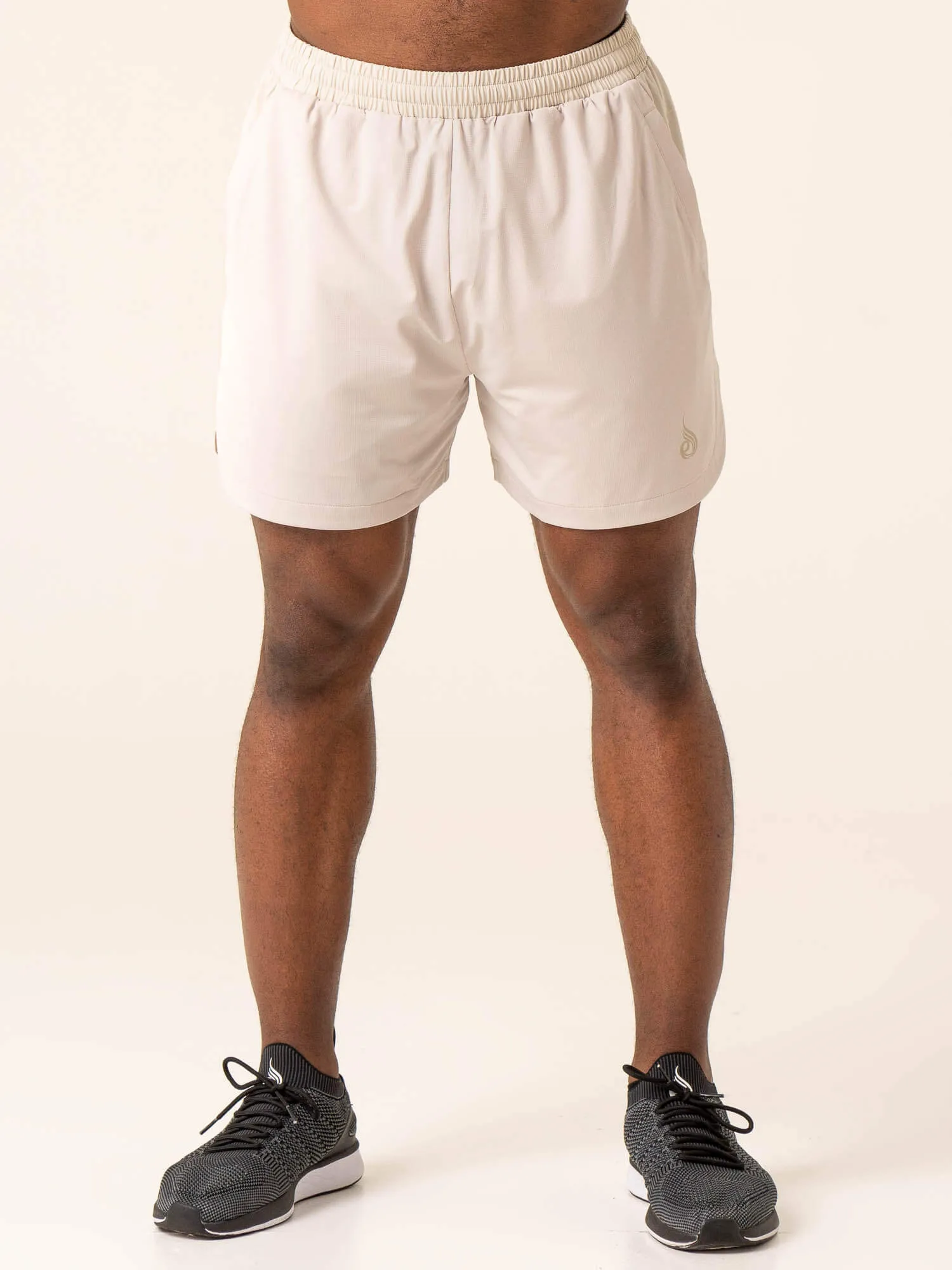 Dynamic Gym Short - Stone workout flexibility