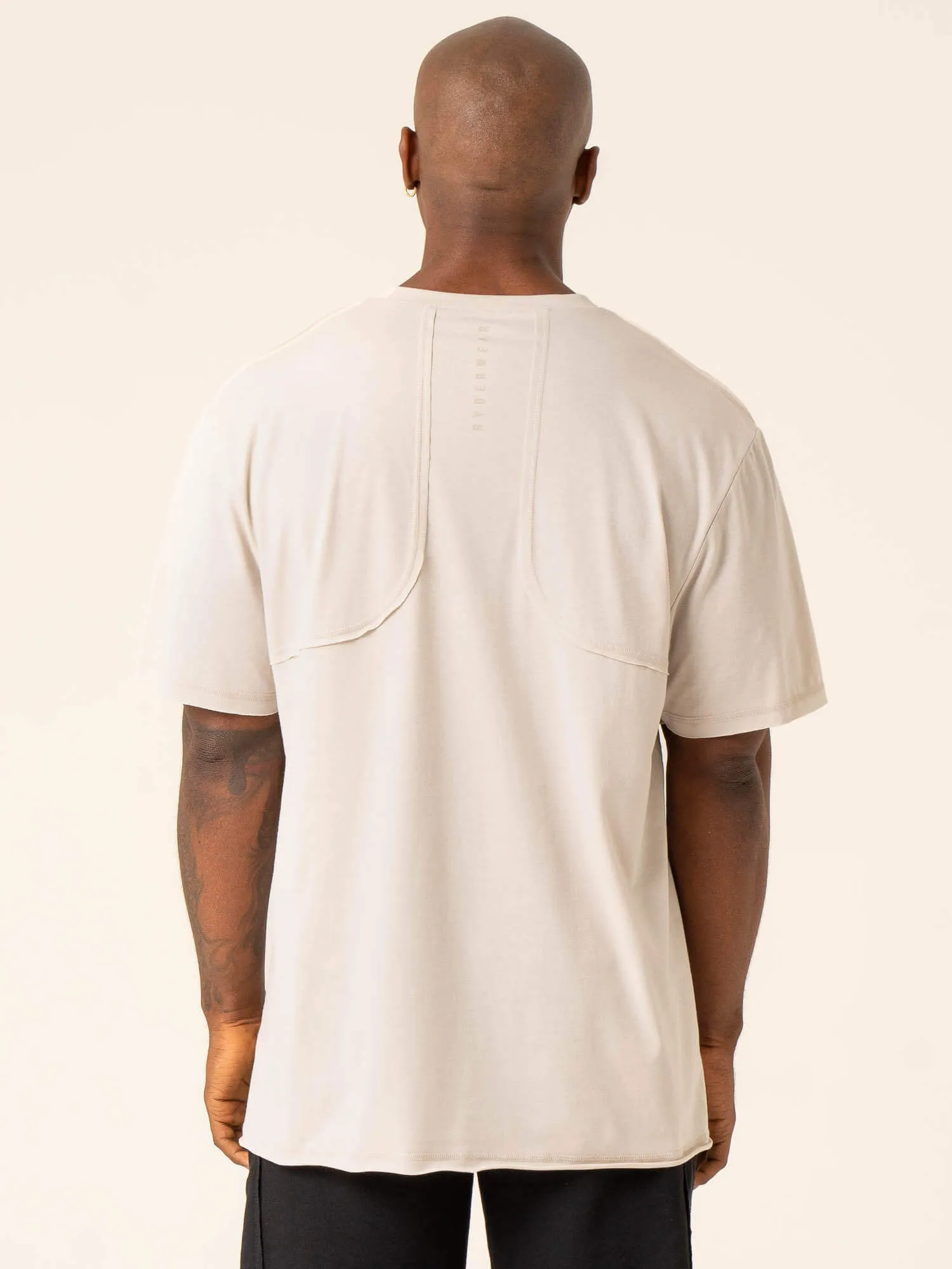 Dynamic Oversized T-Shirt - Stone warm fit