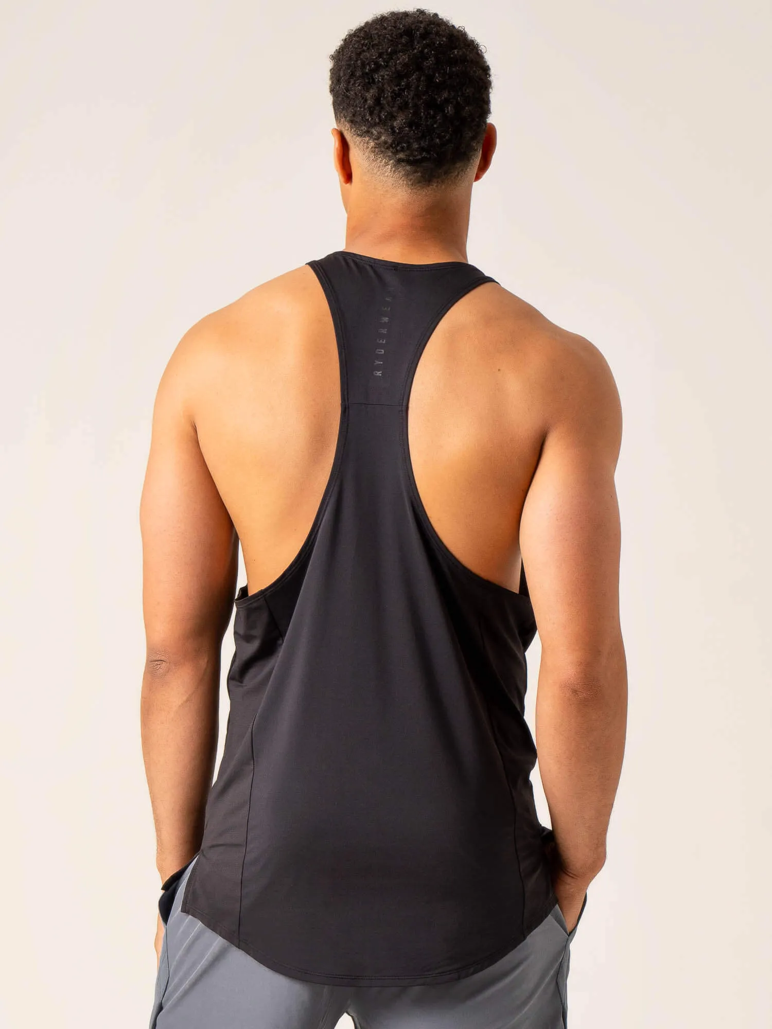 Dynamic Stringer T-Back - Black fashion sports