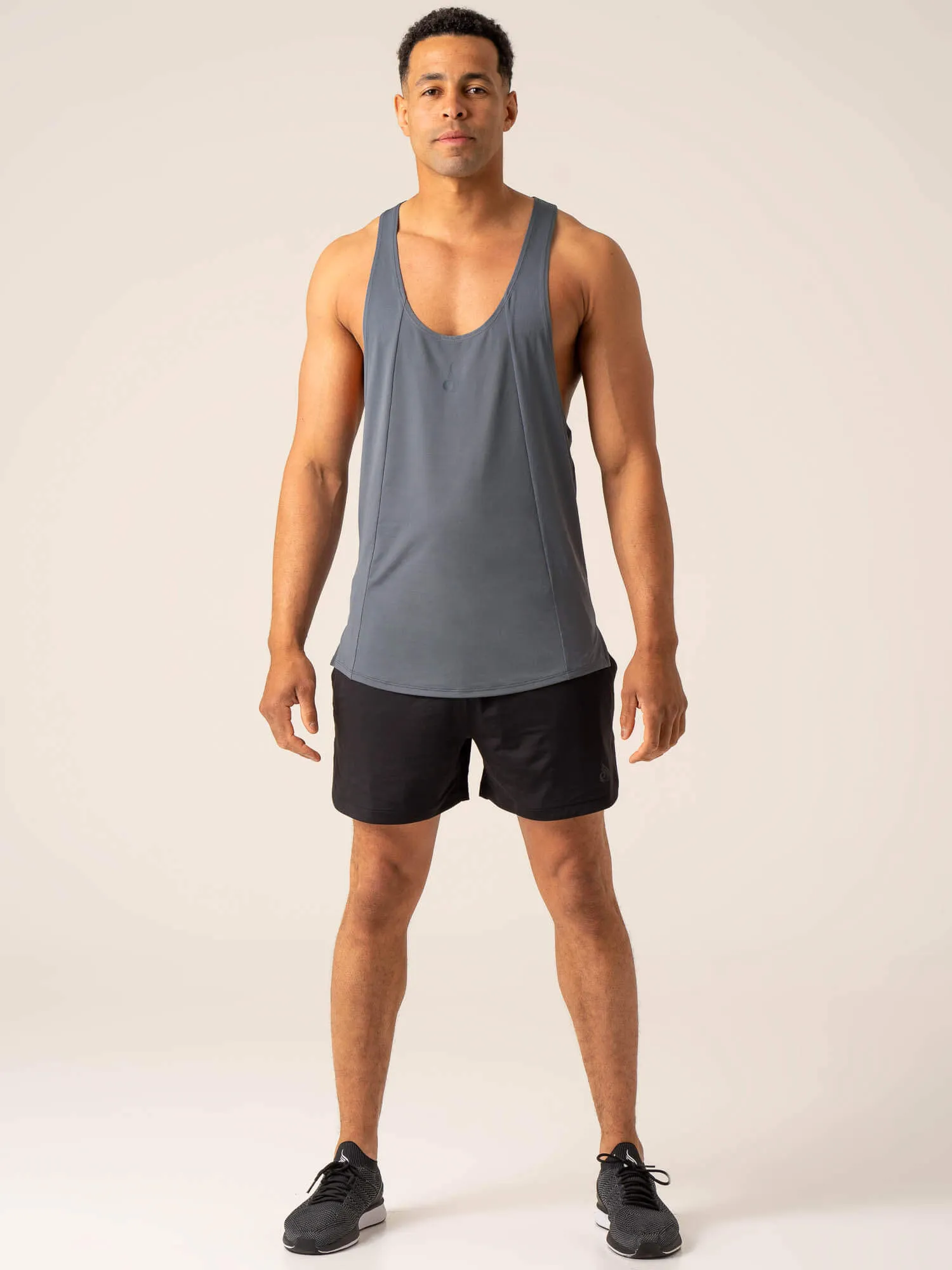Dynamic Stringer T-Back - Petrol comfortable feel