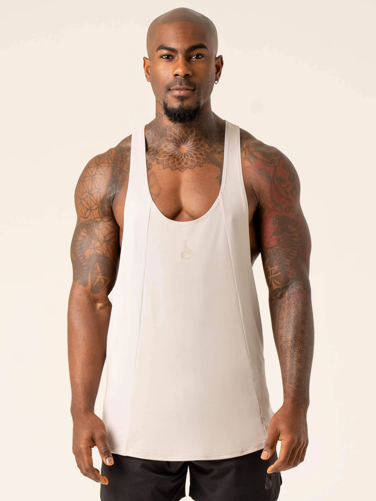 Dynamic Stringer T-Back - Stone light breathable
