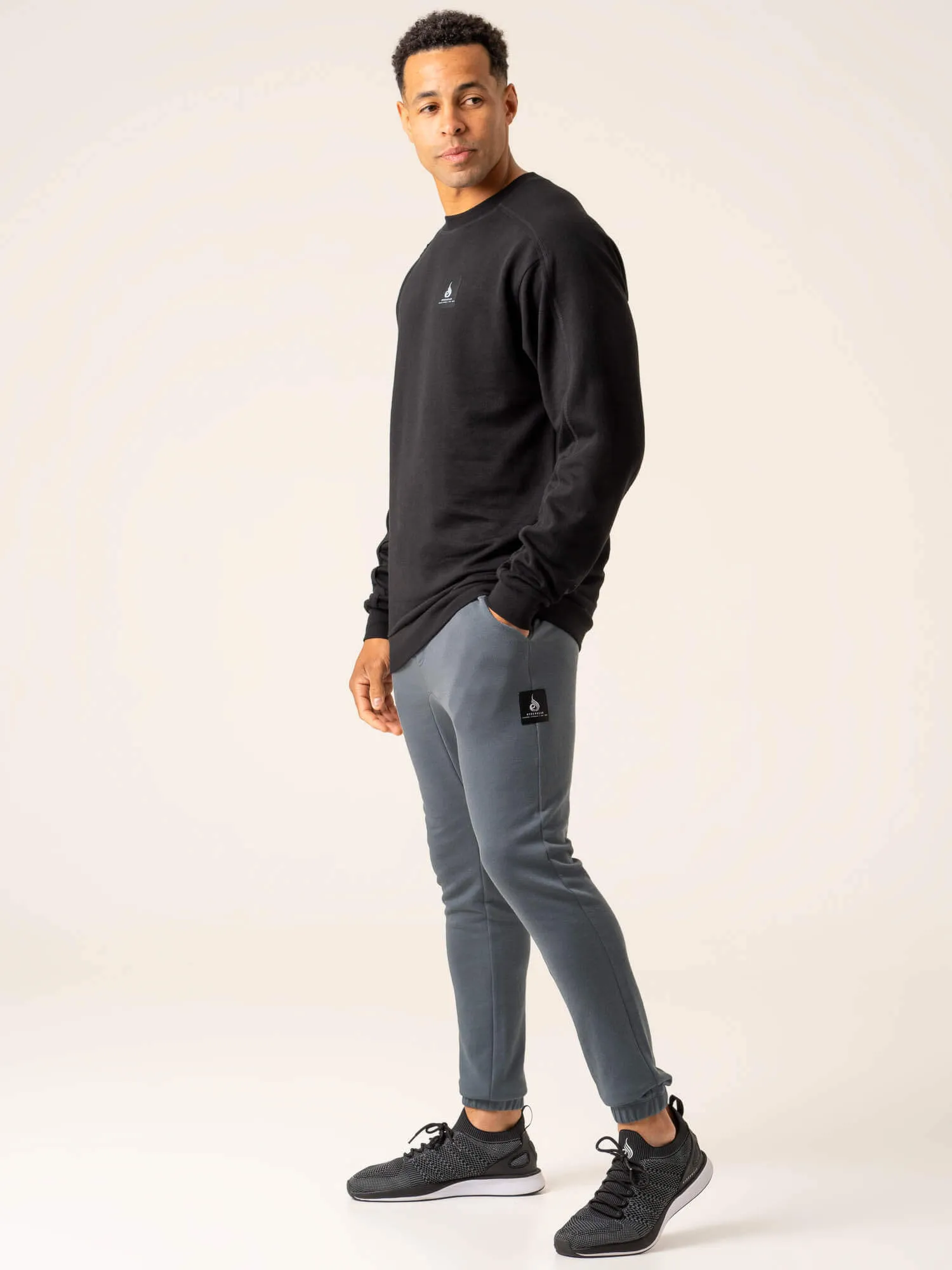 Dynamic Track Pant - Petrol Comfort Experience