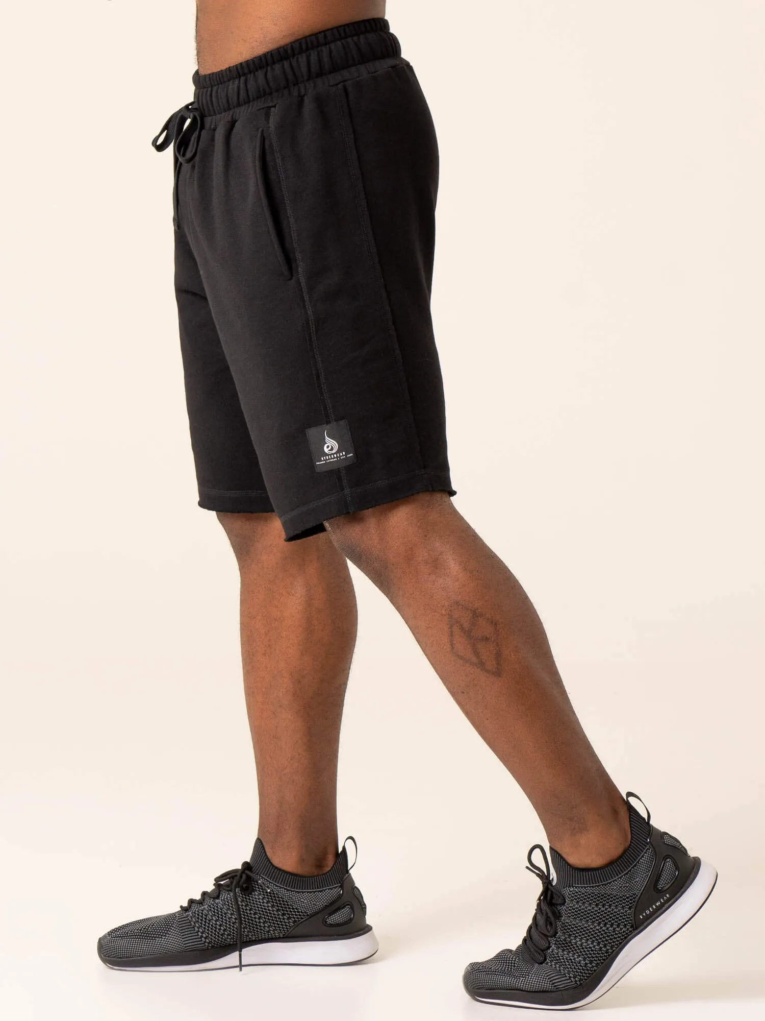 Dynamic Track Short - Black casual style
