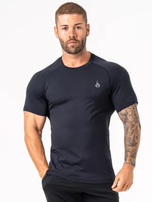Element Seamless T-Shirt - Black casual style