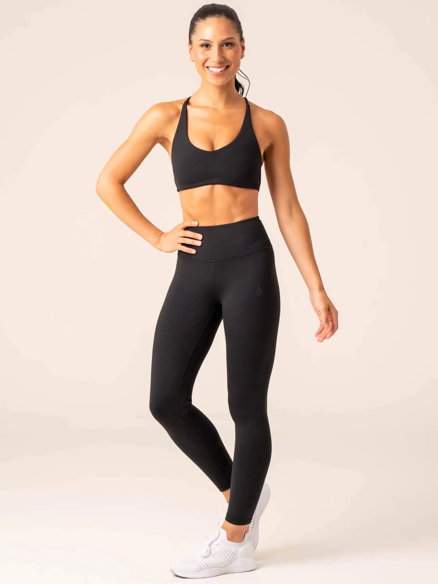 Embody Thermal Leggings - Black Performance fit
