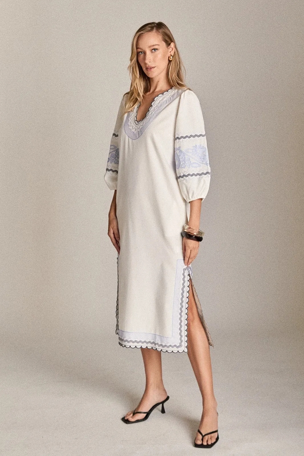 Embroidered Midi Dress Feminine lines