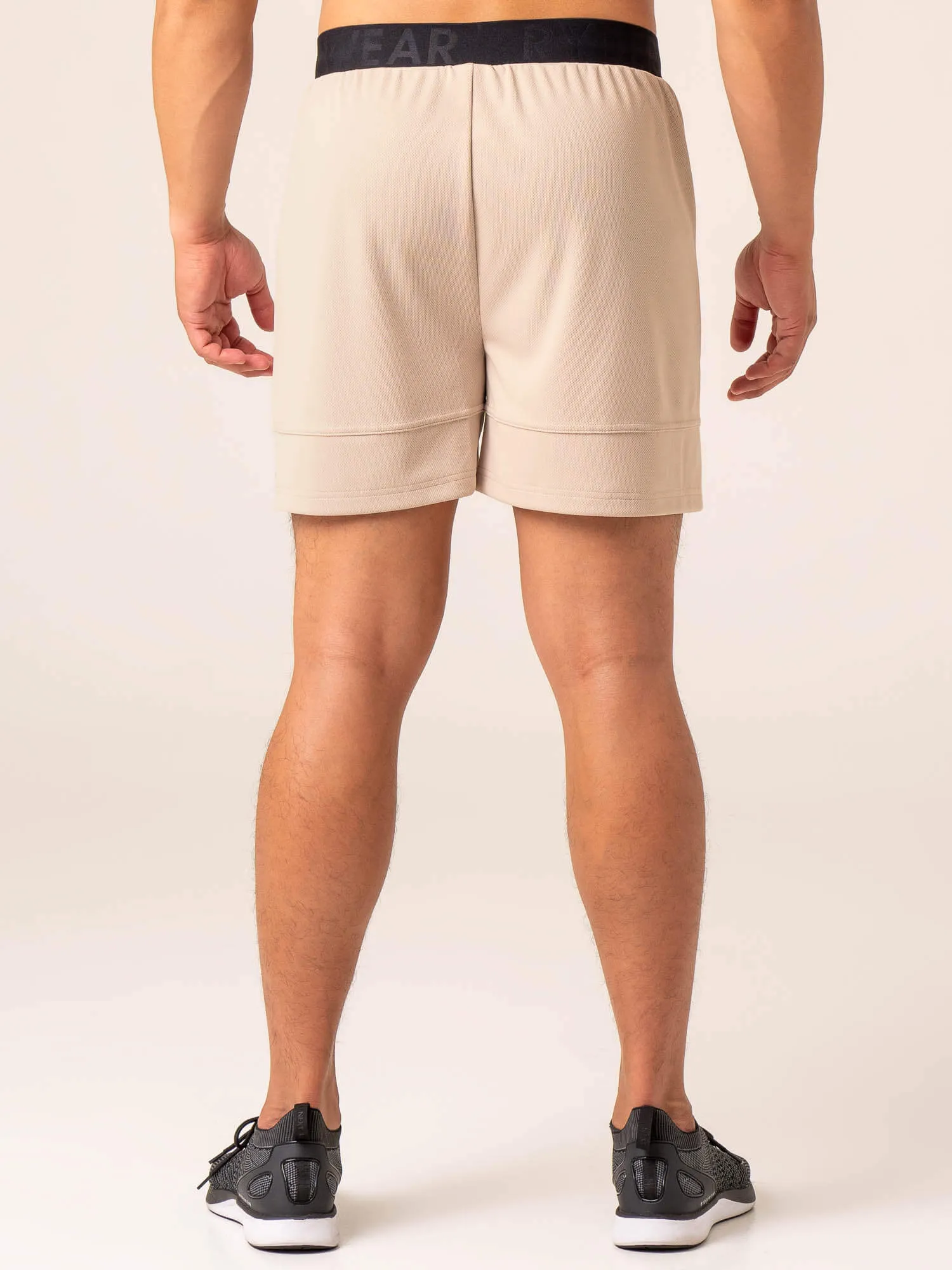 Emerge Mesh Short - Sand fall activewear